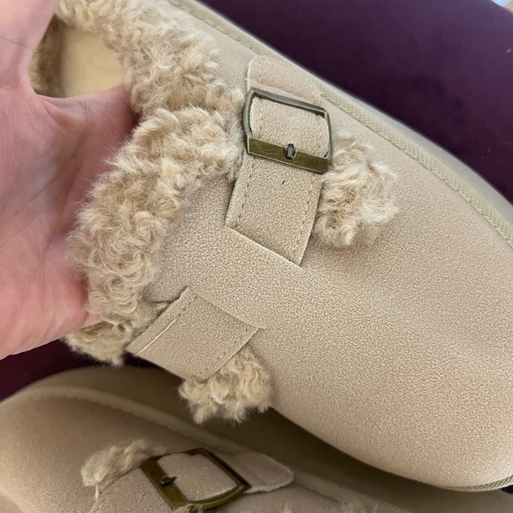 House slippers - Picture 4 of 5